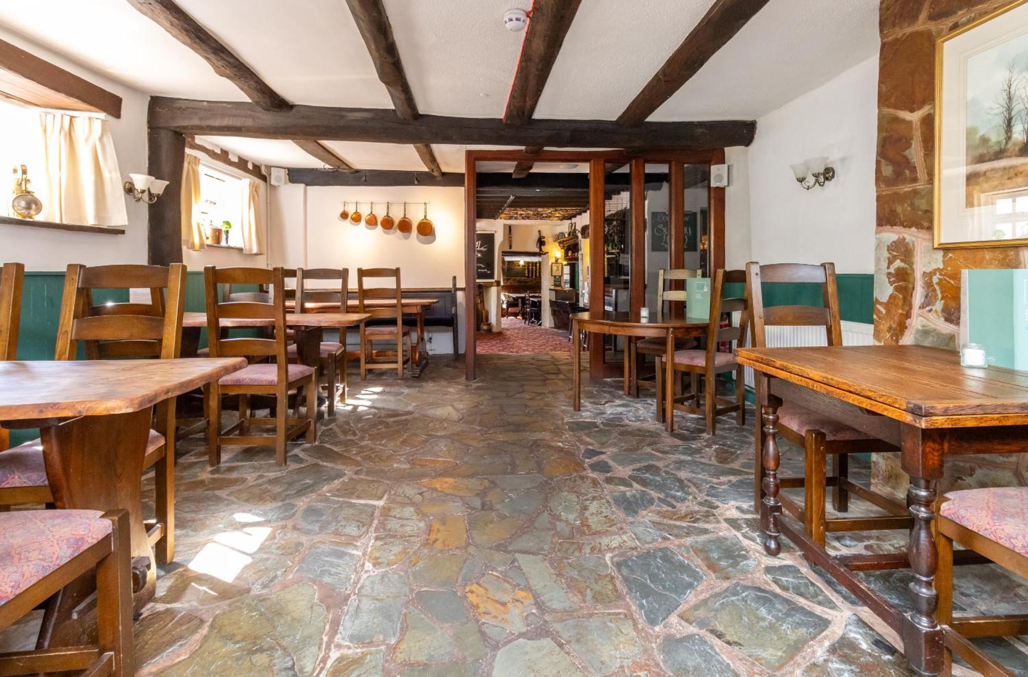New Inn Crediton Exterior photo